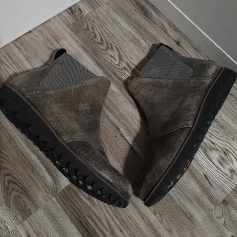 SOREL Harlow Chelsea Rain Boot Waterproof Leather Ankle Booties Size 6.5